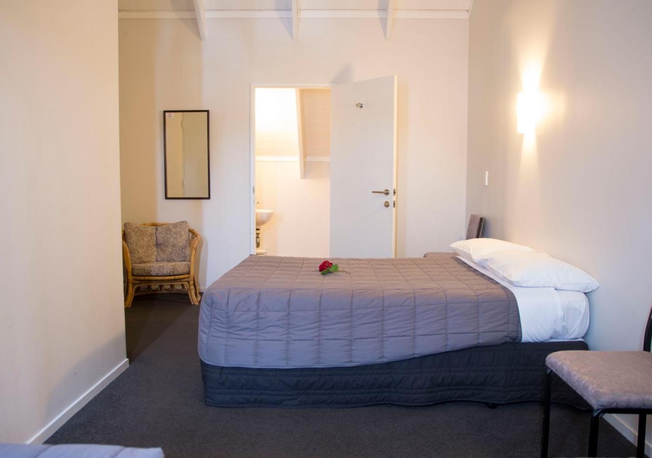 Midway Motel Rotorua Buitenkant foto